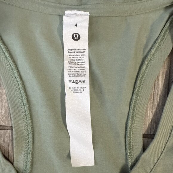 Womens LuluLemon Racerback tank top - size 4 - Mint green - Picture 2 of 6